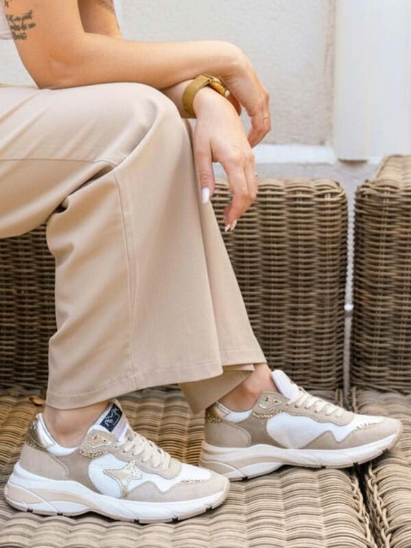 Sneakers chunky femme AMA-BRAND beige et blanc maille - Baskets running luxe semelle épaisse avec logo étoile dorée look urbain